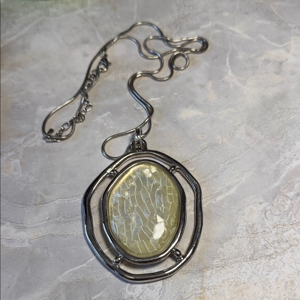 Elegant Silver Pendant Necklace Jade stone very light weight.